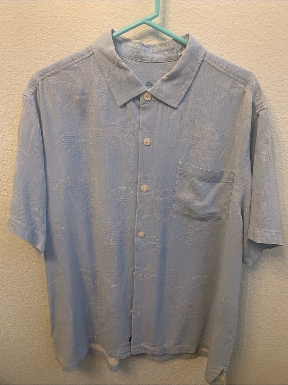 Tommy Bahama Light Blue Short-Sleeve Textured Button-Down